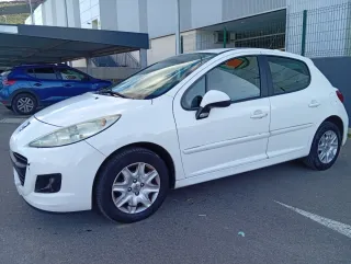Peugeot 207 2014