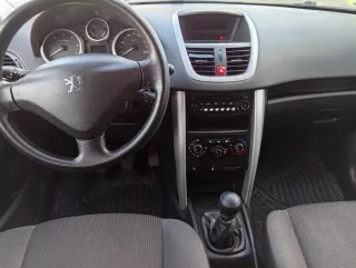 Peugeot 207 2014