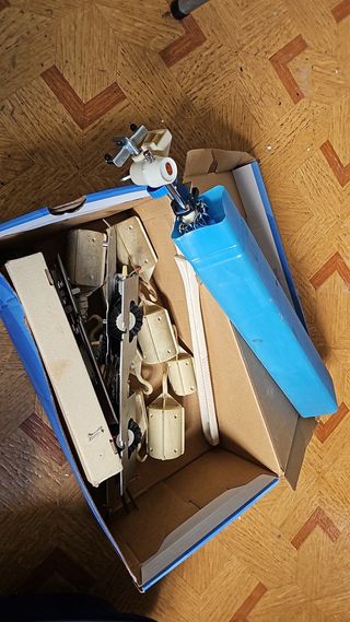 Máquina de tejer Empisal Knitmaster 260/360