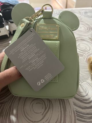 Mini bolso Loungefly con lentejuelas