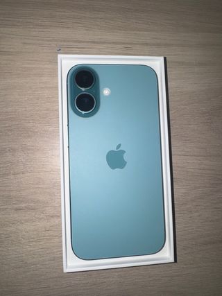 iPhone 16 Turquesa