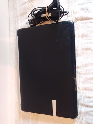 PORTATIL PACKARD BELL PER A COMPLETAR O PEÇES