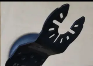 Pack cuchillas y lijas multiherramienta DeWalt.