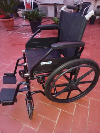 Silla de ruedas Invacare plegable