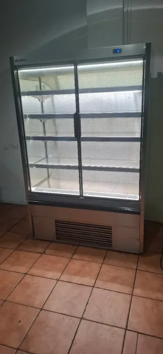 Nevera expositora Infrico