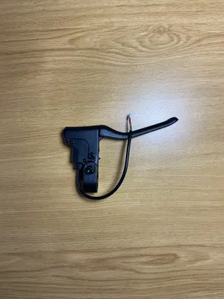 Maneta de freno con sensor eléctrico