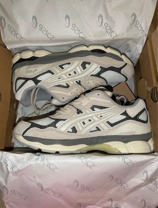 Zapatillas Asics Gel NYC Beige/Gris