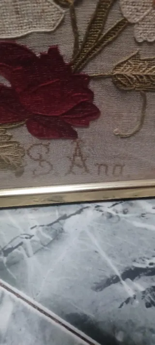 Cuadro antiguo Sta. Ana bordado