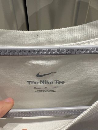 Camiseta Nike Talla M Logo Multicolor