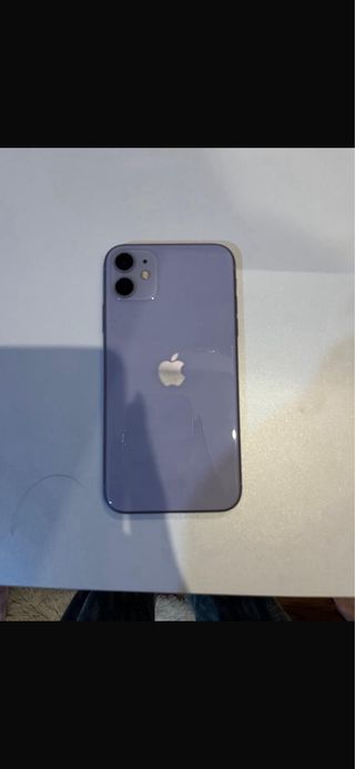 iPhone 11 64GB Morado