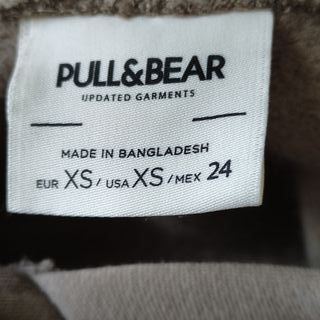Pull and Wear, sudadera color marrón con capucha,
