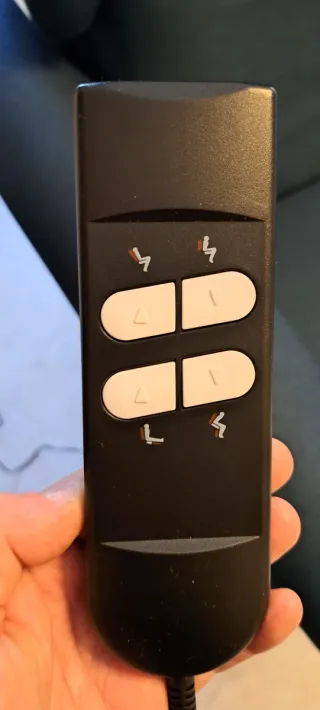 Poltrona relax in tessuto, usata poco