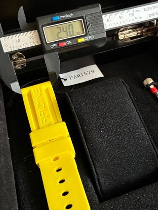 Cinturino per orologio Officine Panerai giallo