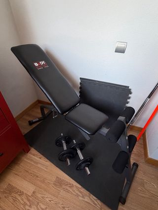 Banco de pesas y abdominales