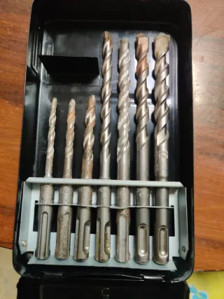 Juego de brocas para pared