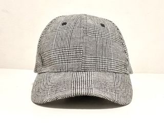 Gorra de cuadros nueva