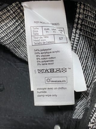 Gorra de cuadros nueva