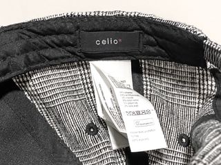 Gorra de cuadros nueva