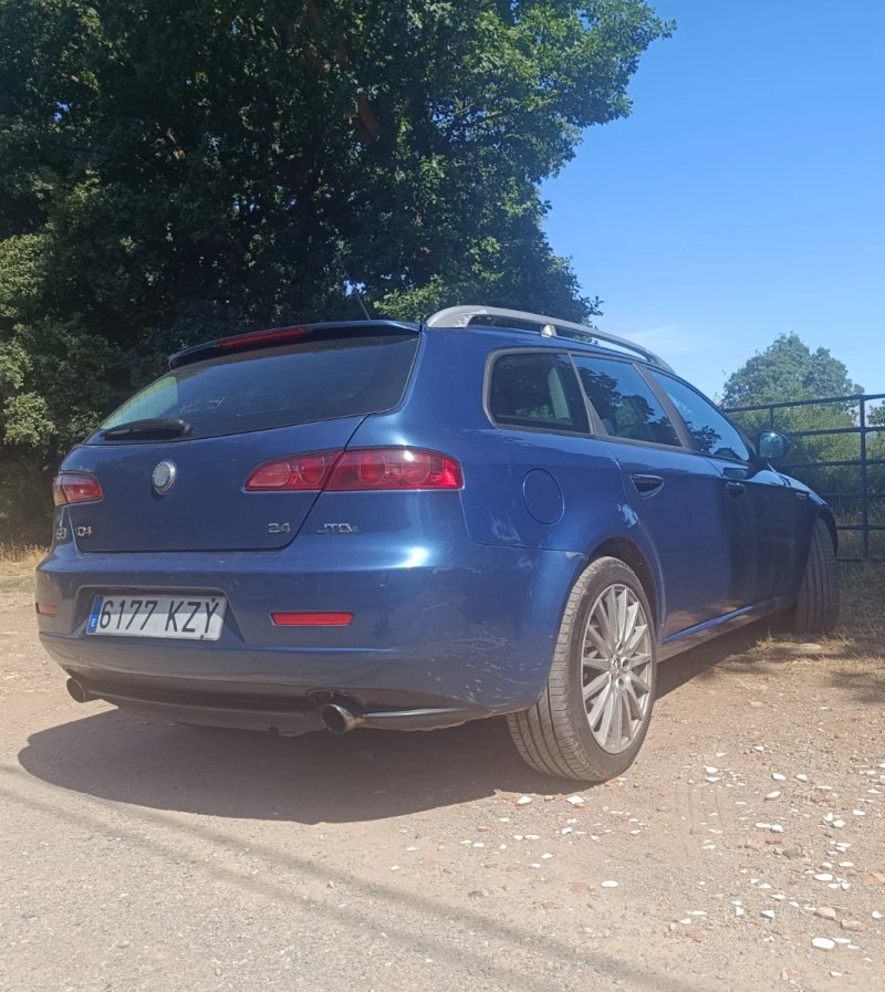 Alfa Romeo 159 2008 - foto 1