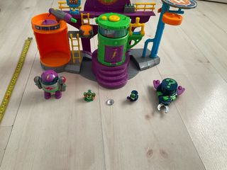 Superzings Laboratorio Profesor K