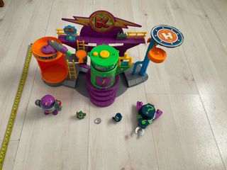 Superzings Laboratorio Profesor K