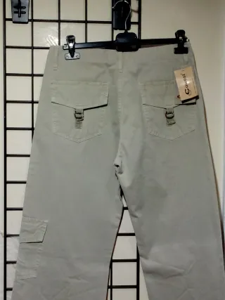 Pantalón beige hombre Cowest bolsillos cargo