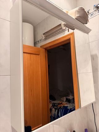 Armario de baño con espejo