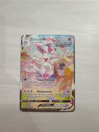 Carta Pokémon Sylveon VMAX