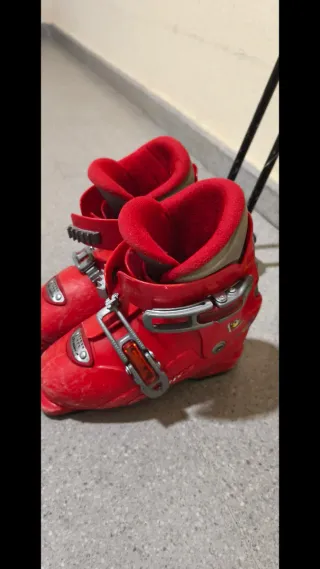 Attrezzatura da sci infantile Volkl: scarponi e bastoncini