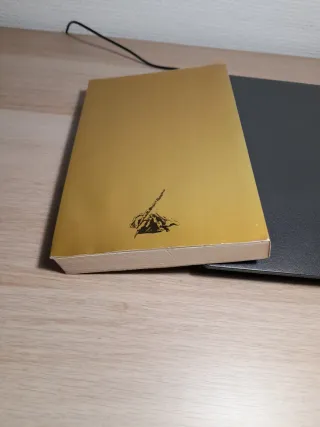 Textos cautivos. Ensayos y reseñas en "El Hogar"