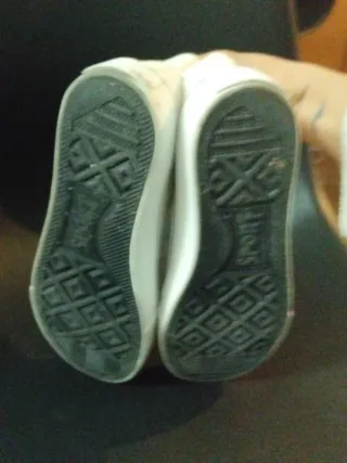 Zapatillas estilo Converse Blancas