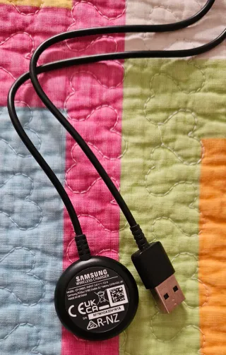 Samsung Galaxy Watch 4 Classic 46mm y accesorios