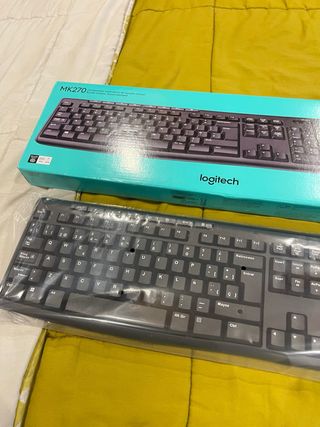 Combo Teclado y Mouse Inalámbrico Logitech MK270