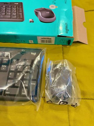Combo Teclado y Mouse Inalámbrico Logitech MK270