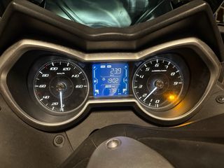 Yamaha XMAX 300 - 2023