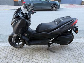 Yamaha XMAX 300 - 2023