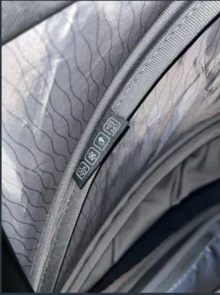 Carrito de bebé gris kinderkraft yoki