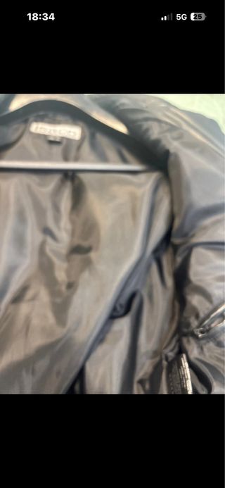 Chaqueta de cuero Isaco cruzada