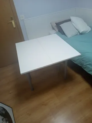 Mesa plegable con cajón - Plata y Blanco