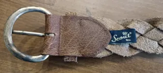 Cintura intrecciata in pelle marrone