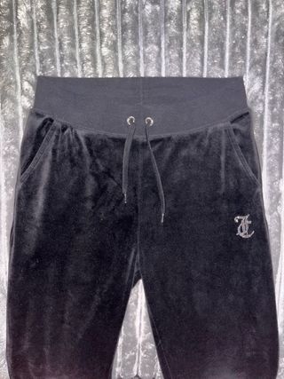 Tuta Juicy Couture nera con brillantini