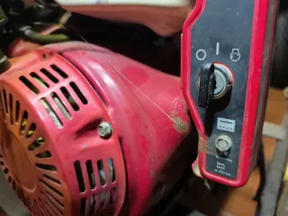 Grupo electrógeno ayerbe-Honda 8000