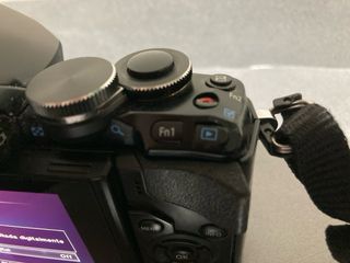 Lote 2 Cámaras: Olympus OM-D y Polaroid Snap Touch