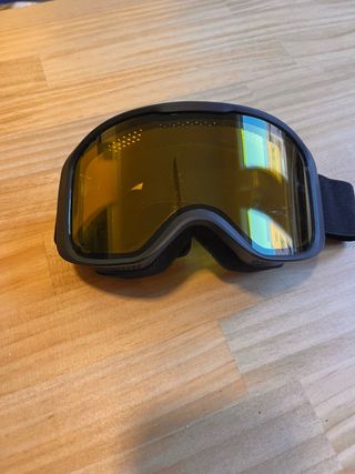 Gafas de esquí con lente naranja