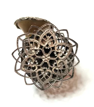 Miniatura gramófono filigrana plata 925