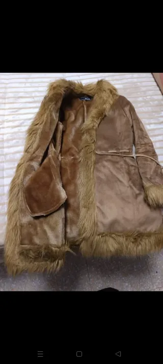 Chaquetón marrón con pelo