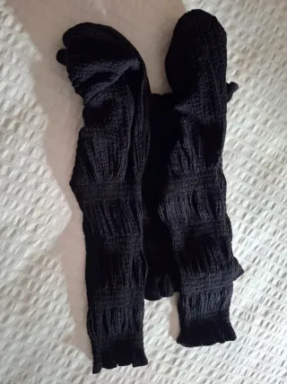 Camiseta Zara manga larga negra