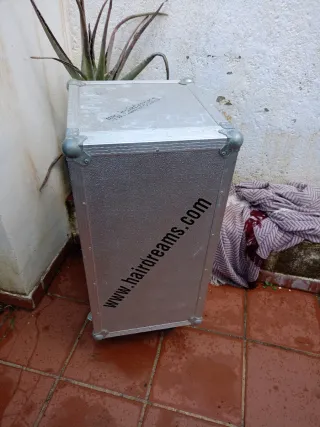 Flyht Baúl de Aluminio con Ruedas