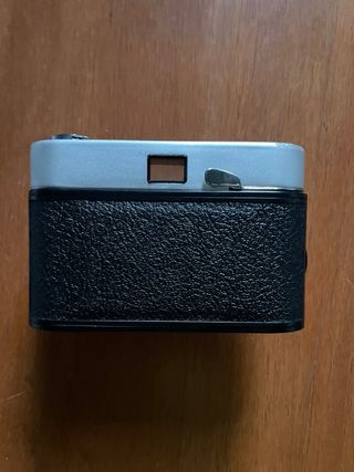 Cámara Werlisa II con funda de cuero