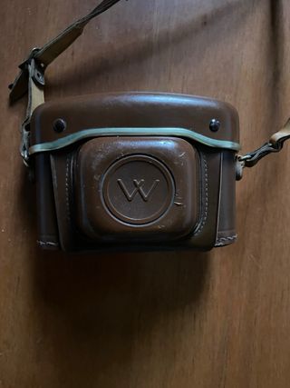 Cámara Werlisa II con funda de cuero